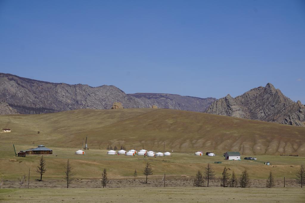 Отель My Mongolia Eco Ger Camp Nalayh Экстерьер фото